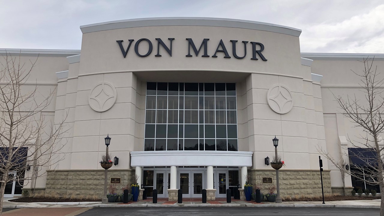 A logo sign outside of a Von Maur, Inc., retail store in Omaha